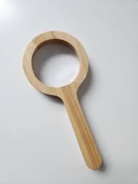 QToysUSA: Wooden Magnifying glass