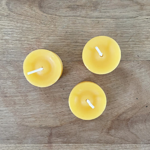 BEESWAX TEALIGHT CANDLE